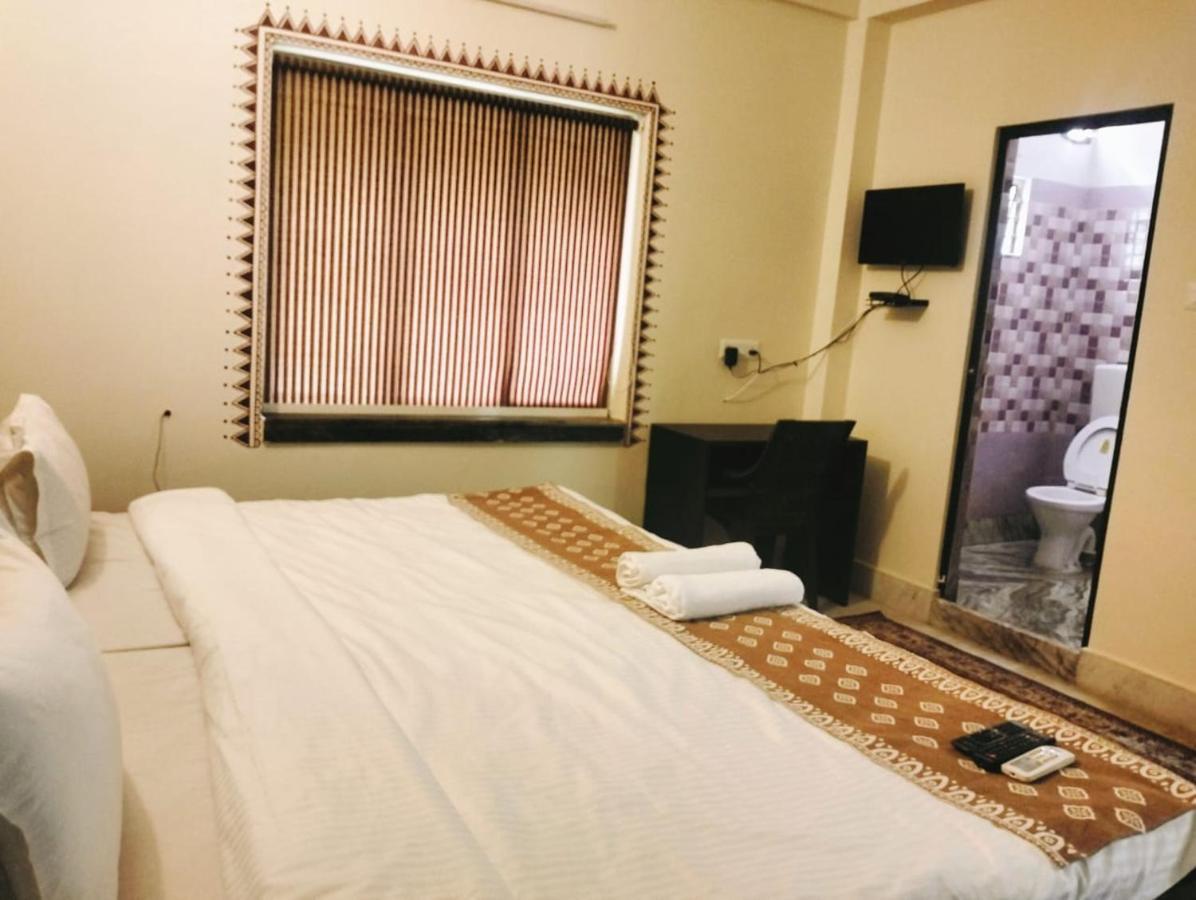 Hotel Kolam Shānti Niketan Εξωτερικό φωτογραφία