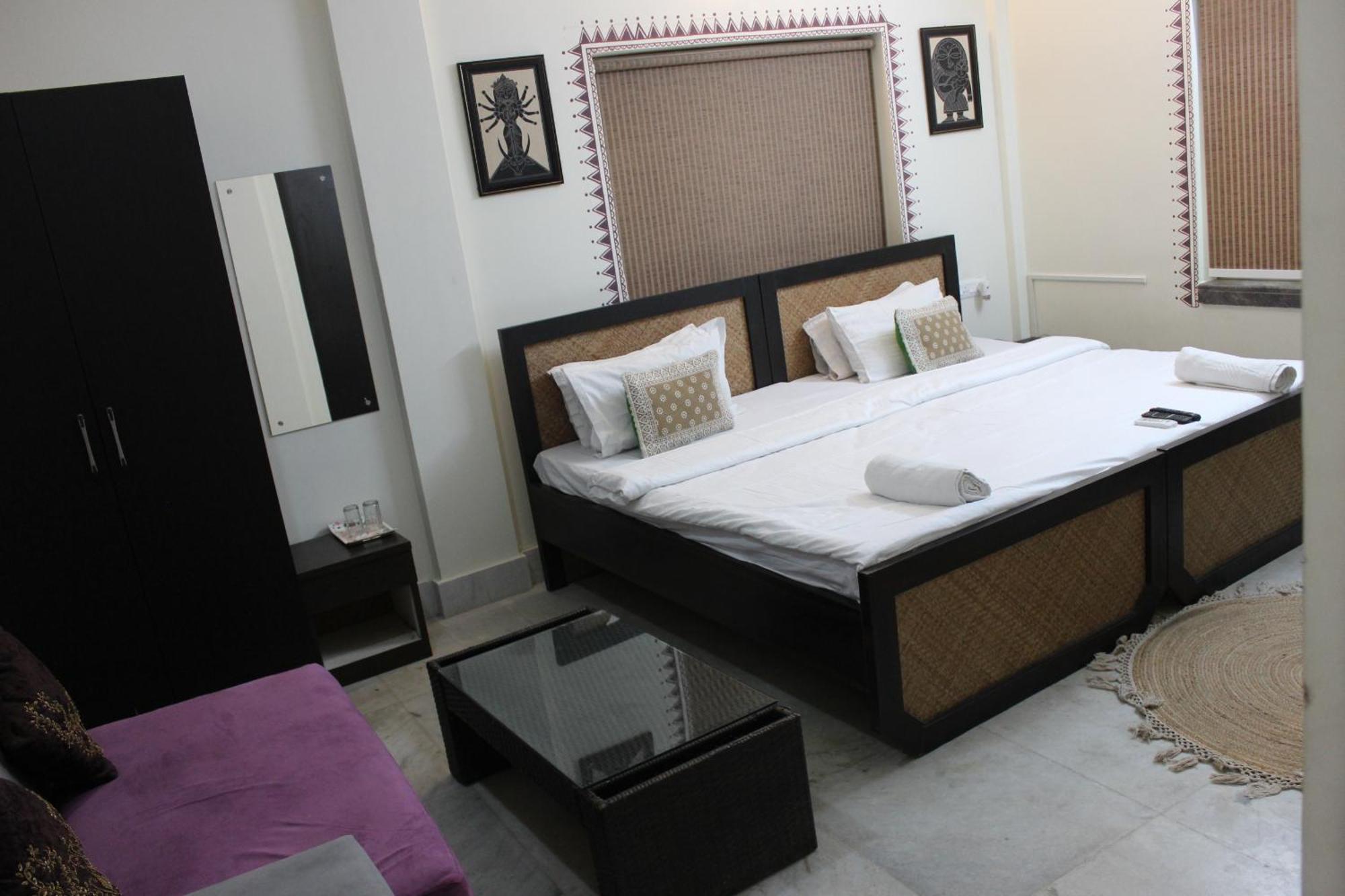 Hotel Kolam Shānti Niketan Εξωτερικό φωτογραφία